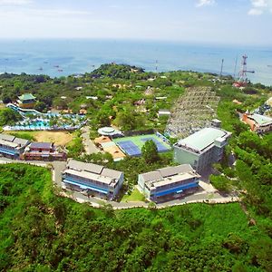Khách sạn Hồ Mây